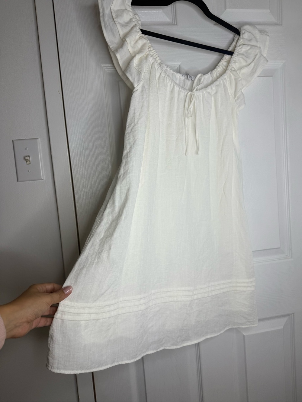 Reitmans Cream Ruffled Off-Shoulder Mini Dress - Picture 4 of 6